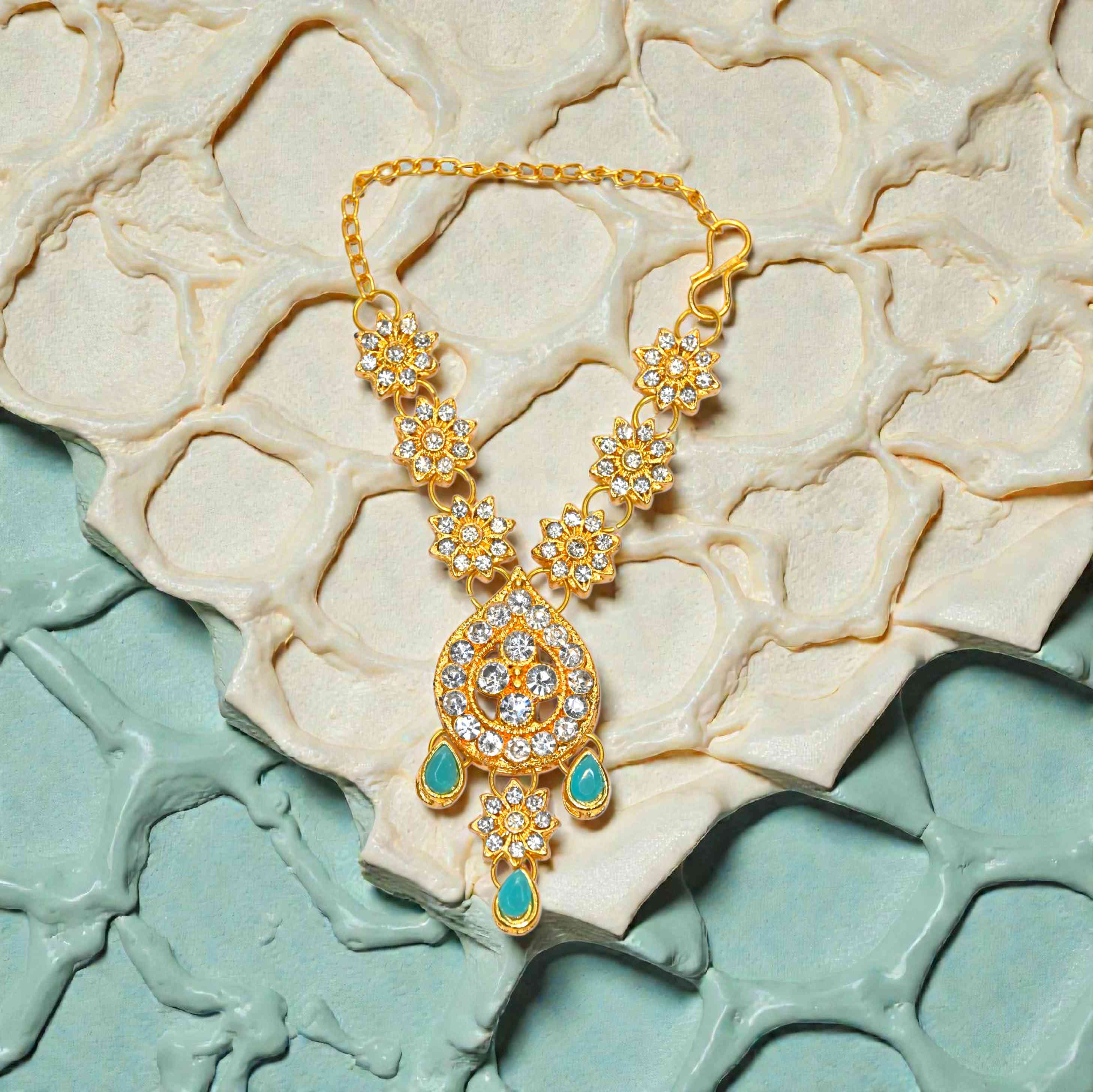 Floral Kundan Laddu Gopal Haar with Green Drops | Thakur Ji Shringar Necklace | Suitable for 4, 5, 6 & 8 No Laddu Gopal Ji | Designer Deity Jewellery for Pooja & Janmashtami